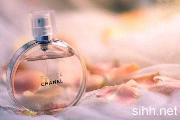 香水怎么喷才能持久的时间长 香水品牌排行榜前十名